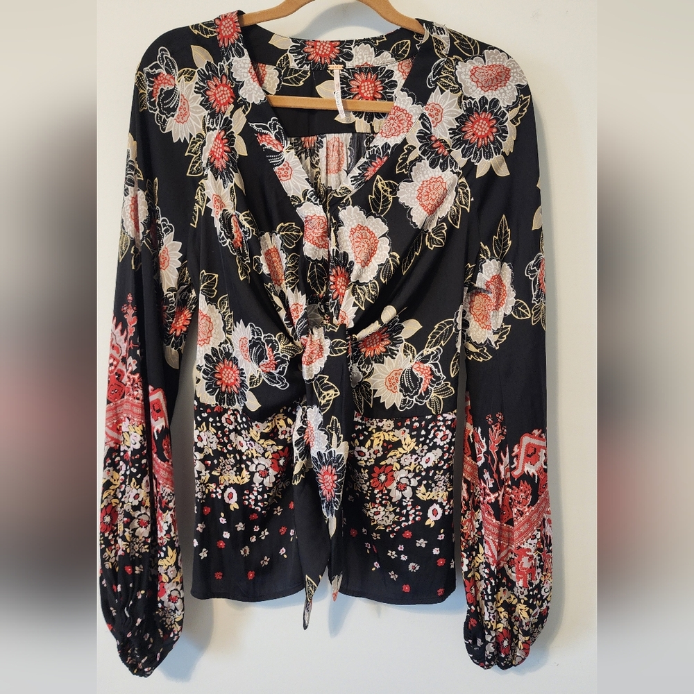 Free People Long Sleeve Floral XL Button Up Front Tie Blouse Deep V Neck